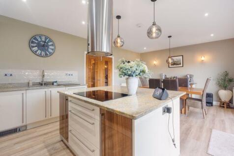 Westways, 16 Cronk Drine