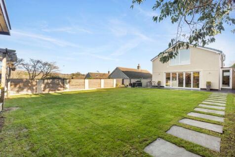 Westways, 16 Cronk Drine