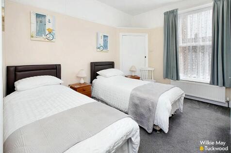 Annexe Bedroom 1