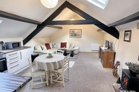 Dining living area