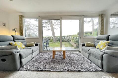 Lounge area