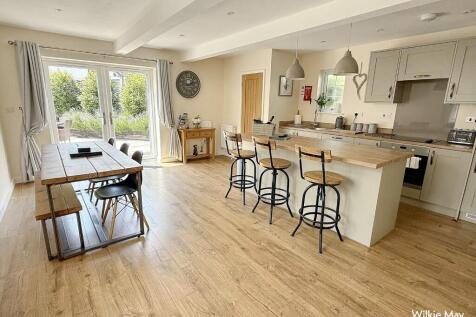 Kitchen diner