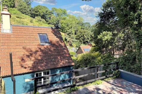 Rear courtyard
