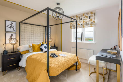 bedroom in 4 bedroom home