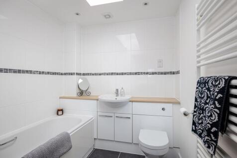 Master En-Suite