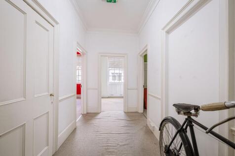 1st Floor Office Landing