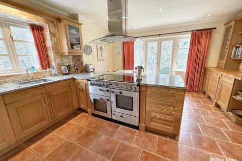 Property Image 4