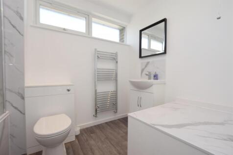 Bathroom (13).jpg