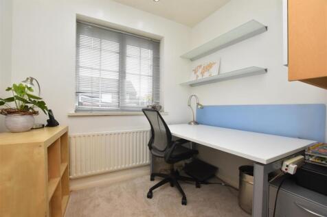 Bedroom Three (4).jpg