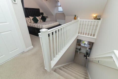 56 Barskiven Circle Paisley PA1 2FA 3L-30