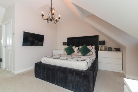 56 Barskiven Circle Paisley PA1 2FA 3L-26
