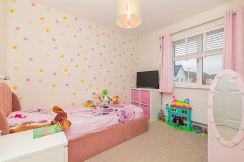 56 Barskiven Circle Paisley PA1 2FA 3L-19