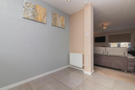 19 Accord avenue Paisley  PA2 7DN 3L-11