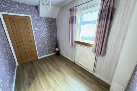 Bedroom 3.JPG