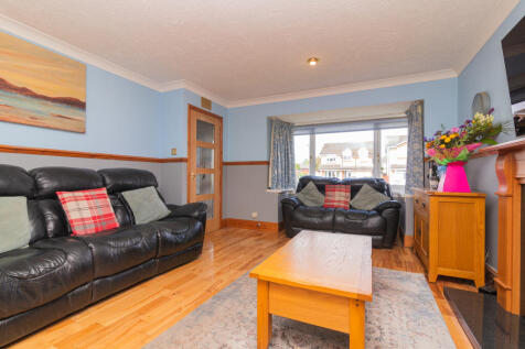 39 fischer gardens  Paisley  Pa1 2st L-39