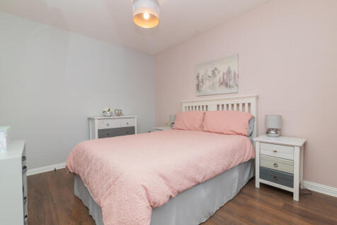 42 Strathcarron Drive, Paisley PA27AW-30
