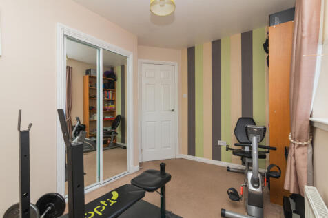 42 Strathcarron Drive, Paisley PA27AW-26