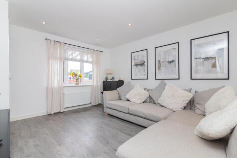 28 Langroods circle-3