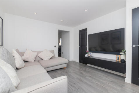 28 Langroods circle-2