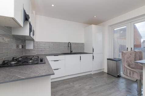 28 Langroods circle-7