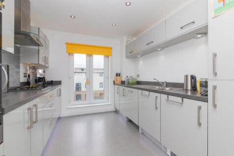 12 James McKechnie Avenue Paisley Renfrewshire PA2
