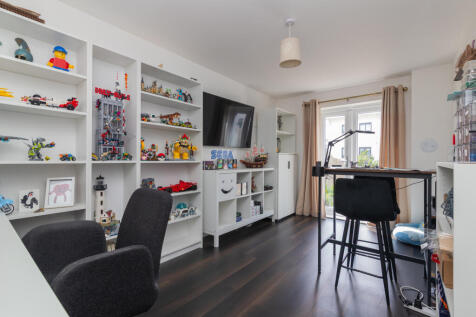 12 James McKechnie Avenue Paisley Renfrewshire PA2