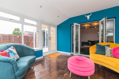 50 Fischer Gardens, Paisley L-7
