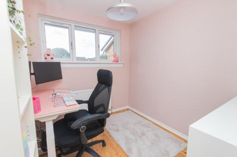 50 Fischer Gardens, Paisley L-29