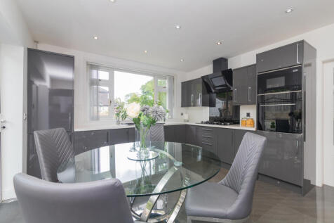 28 craw Road Paisley-5