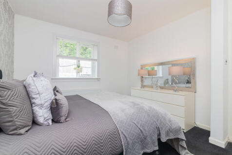 28 craw Road Paisley-26