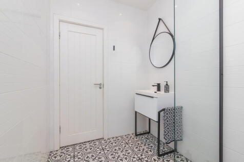 28 craw Road Paisley-20