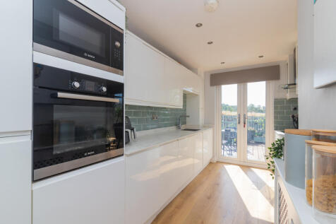 23 Linnet Avenue L-7