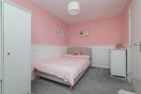 81 rosemont place, Barrhead g78 1fe L-43