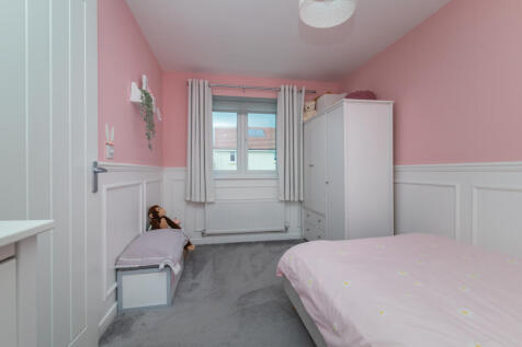 81 rosemont place, Barrhead g78 1fe L-42