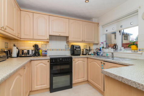 91 Greenlaw crescent L-14
