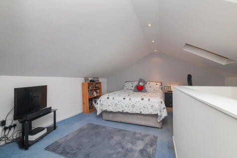 91 Greenlaw crescent L-20