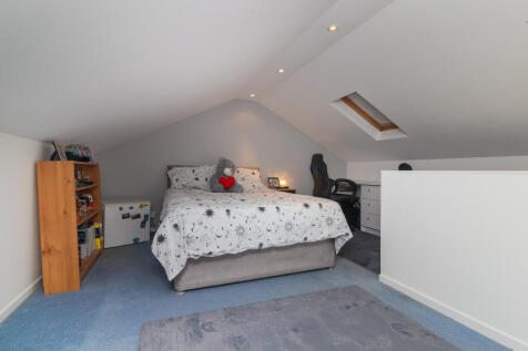 91 Greenlaw crescent L-19