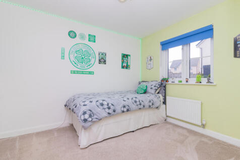 4 Glengariff Way Elderslie  PA5 9BY L-18