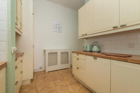 Flat 2 Hill House Stanely Road Paisley PA26HG-6