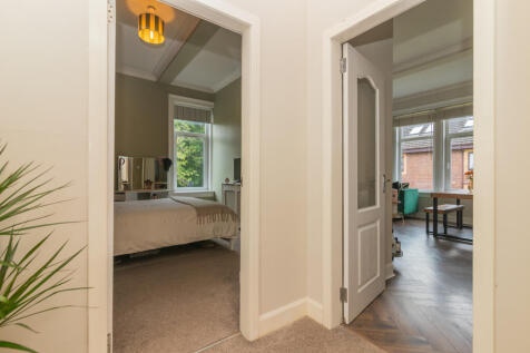 Flat 2 Hill House Stanely Road Paisley PA26HG-18