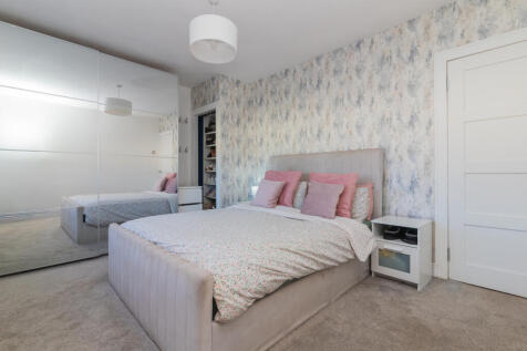 10 burnfoot crescent paisley pa2 8nr-18