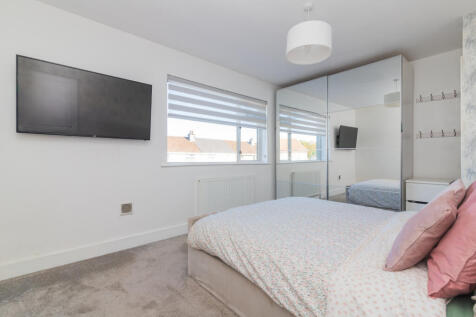 10 burnfoot crescent paisley pa2 8nr-17