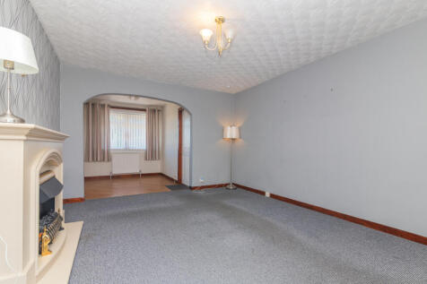 4 glendower way paisley L-21