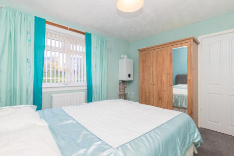 4 glendower way paisley L-6
