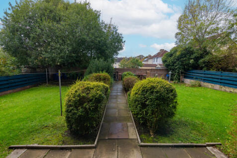 31-2, Whitehaugh Drive, Paisley, Renfrewshire, PA1