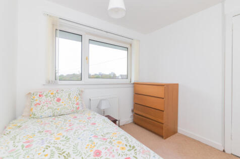 2a cross road Paisley-27