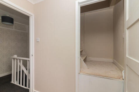 100 Glenburn Road PA2 8HP L-16