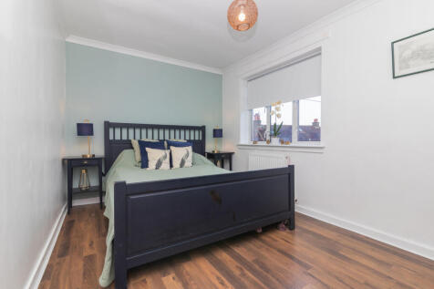 100 Glenburn Road PA2 8HP L-6