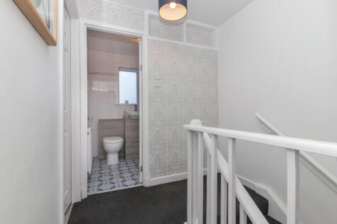 100 Glenburn Road PA2 8HP L-13