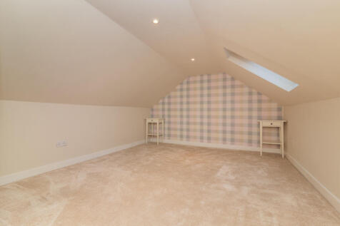 100 Glenburn Road PA2 8HP L-14